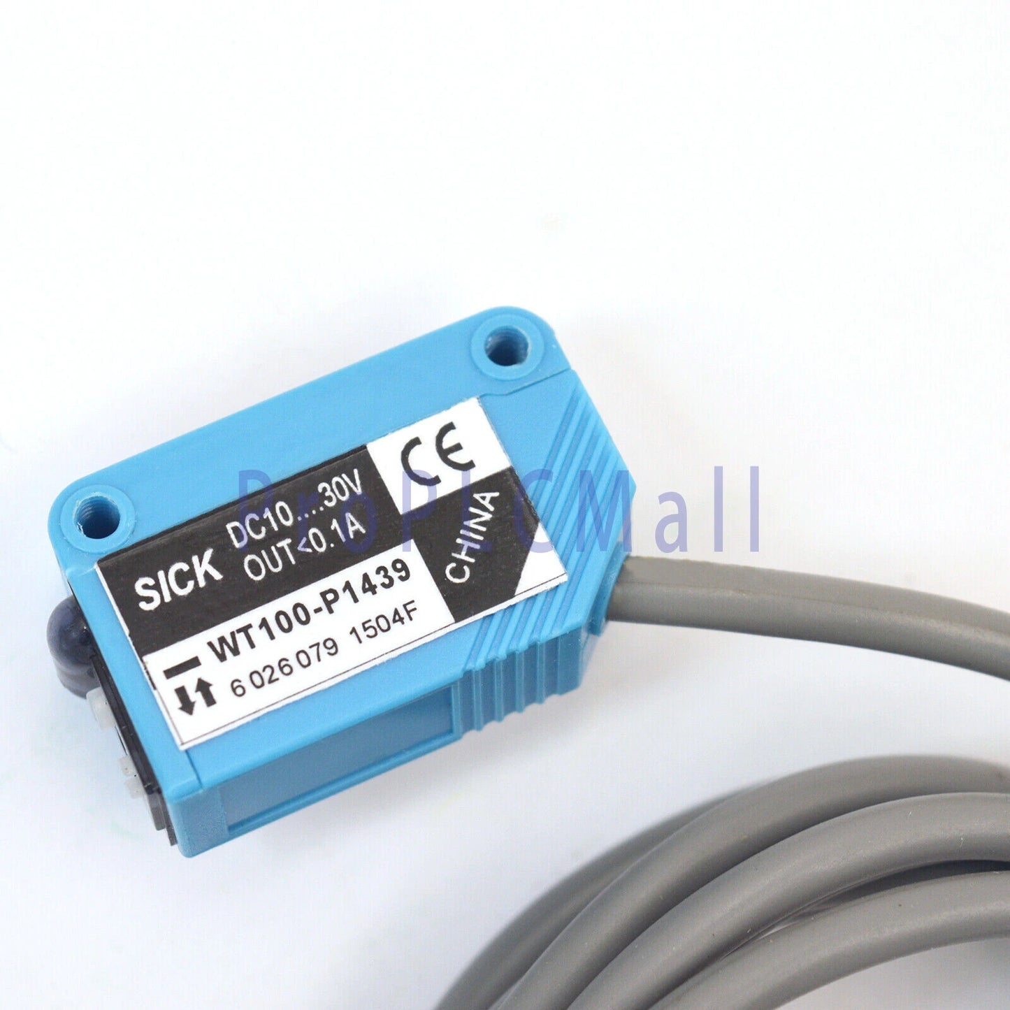 SICK WT100-P1439 Photoelectric proximity sensor ,PNP, 1PCS