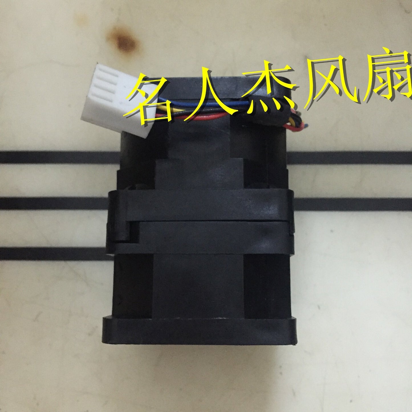 1pcs  Nidec R40W12BS5AC-65 12V DC0.80A FAN-0086L4 fan