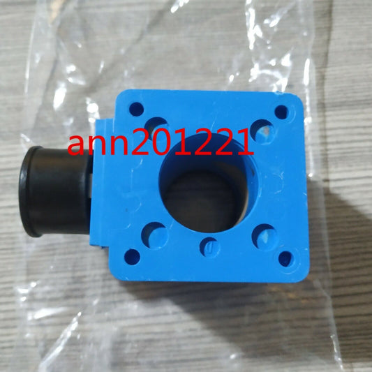 new 1PC 02-101728 VICKERS Coil - VICKERS