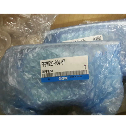 New One SMC Digital Flow Switch PF2W720-F04-67 - SMC