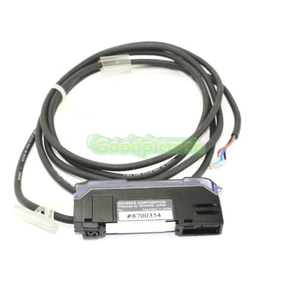KEYENCE DIGITAL FIBER SENSOR FS-V21RP FSV21RP 1Pcs/