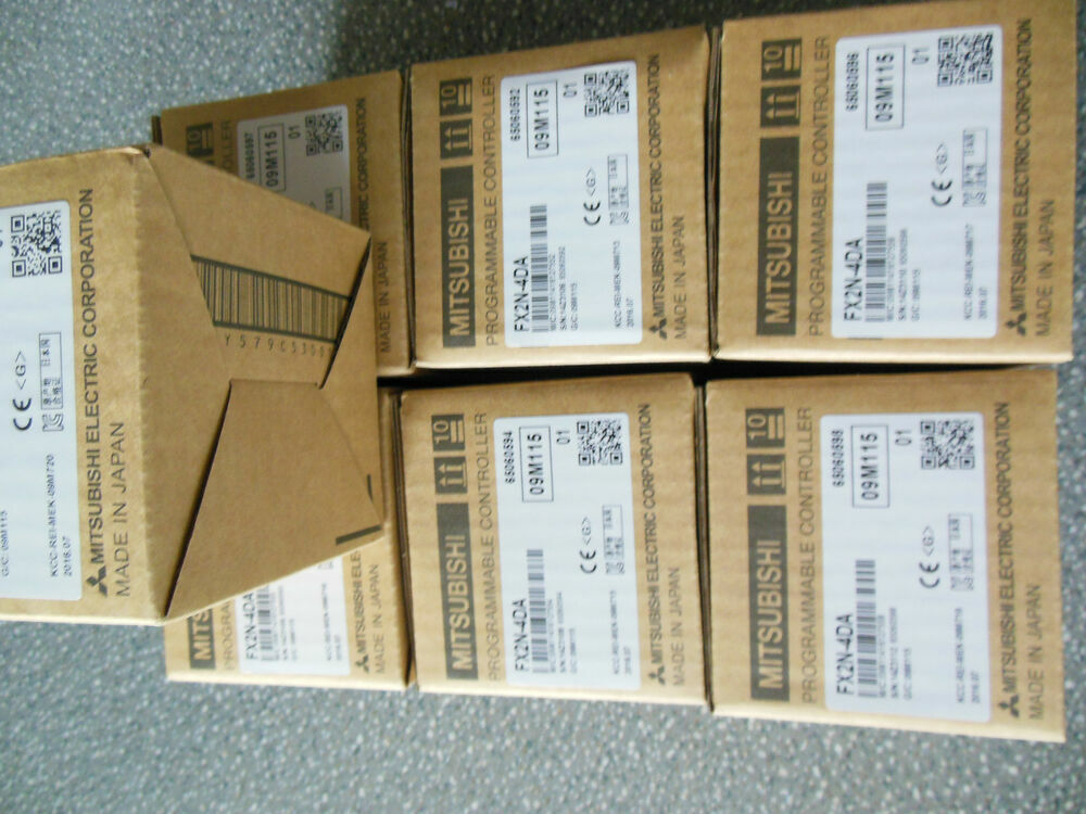 new 1PC Mitsubishi FX2N-2DA PLC In Box FX2N2DA - MITSUBISHI
