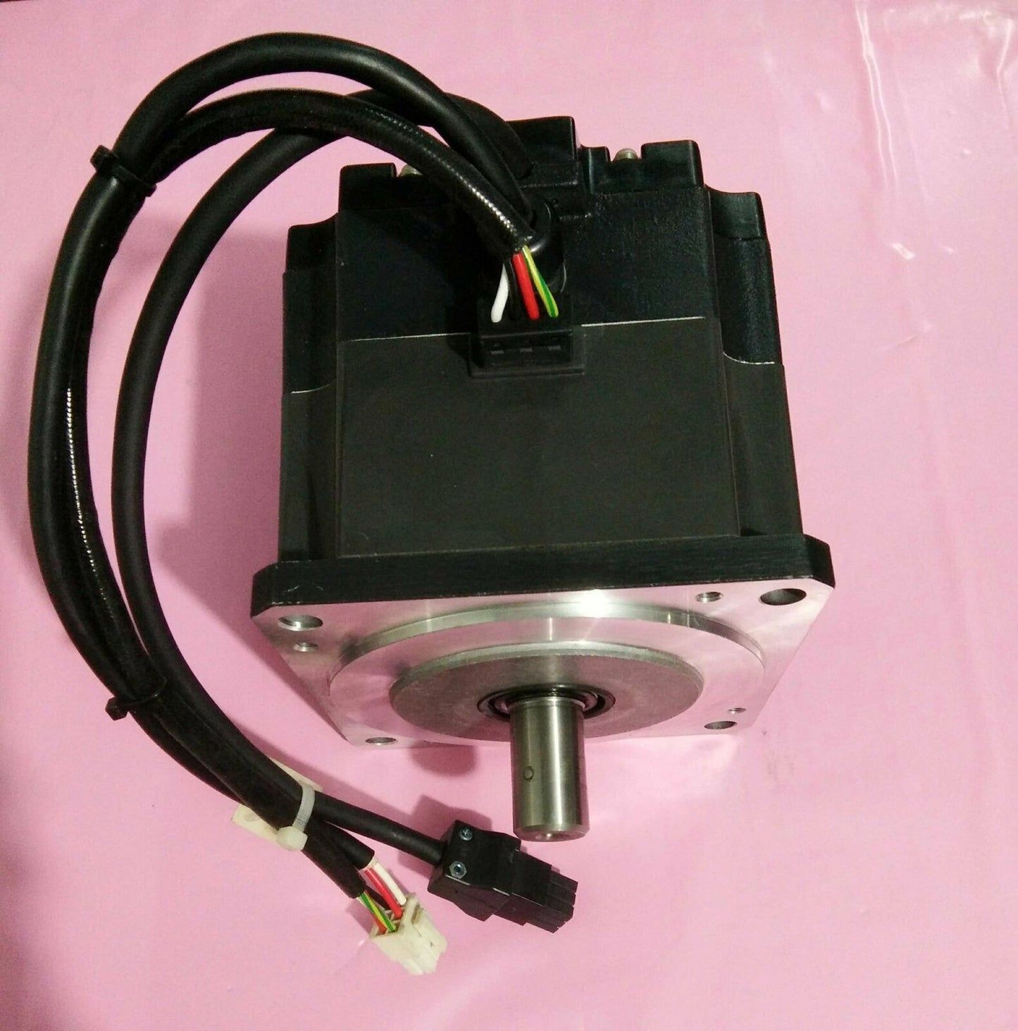 Mitsubishi AC Servo Motor HCUFS73B - MITSUBISHI
