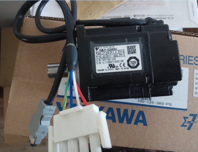 YASKAWA AC SERVO MOTOR SGMJV-02ADD6S