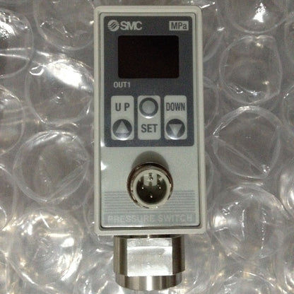 New ONE FOR SMC ISE75-02-43 Digital Pressure Switch - DIGITAL PRESSURE SWITCH