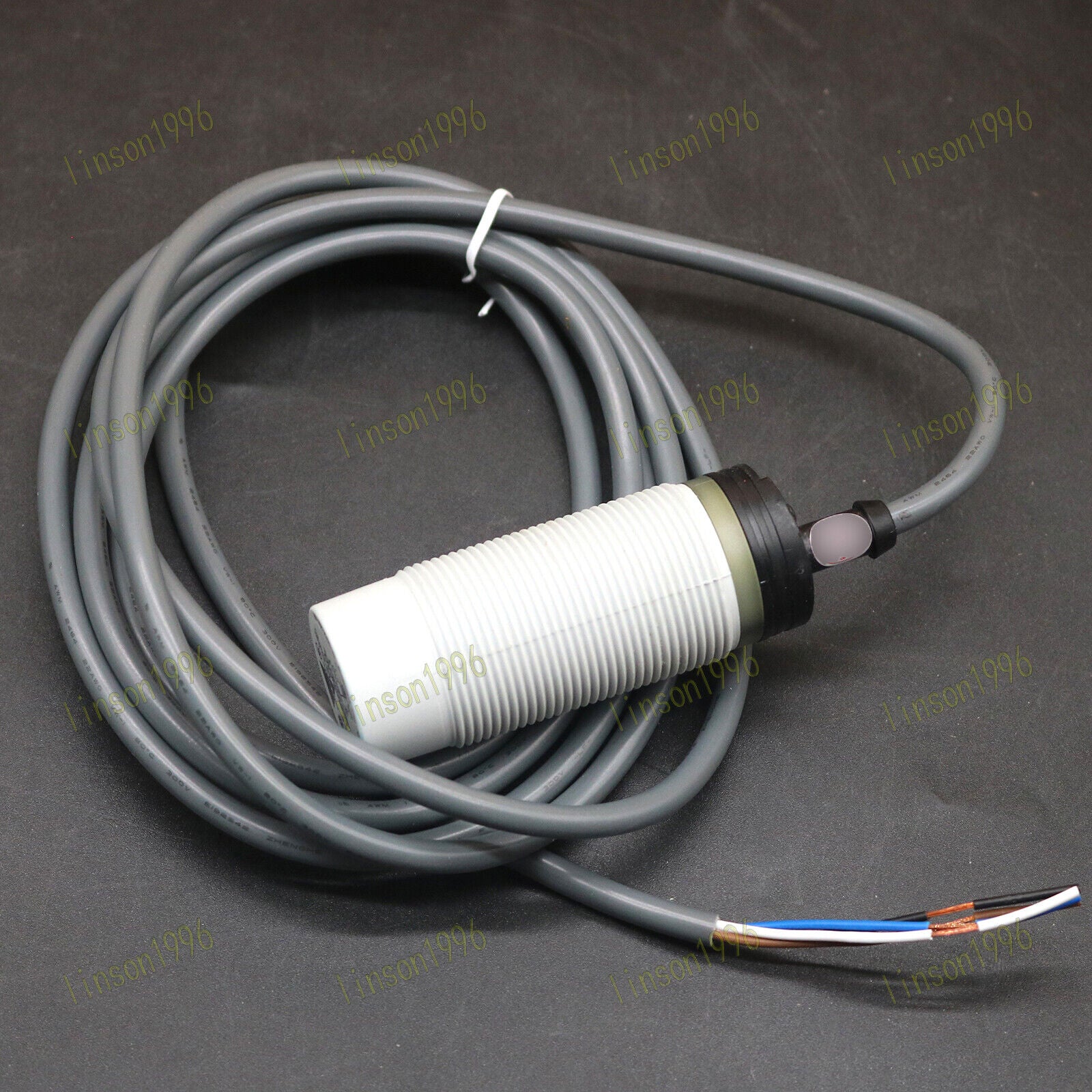 new One EC3025NPAPL Carlo Gavazzi Sensor in Box - CARLO GAVAZZI