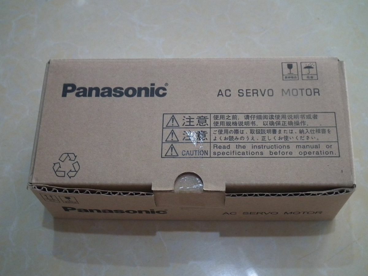 new 1PCS  For Panasonic AC Servo Motor MSMA022A1H One year