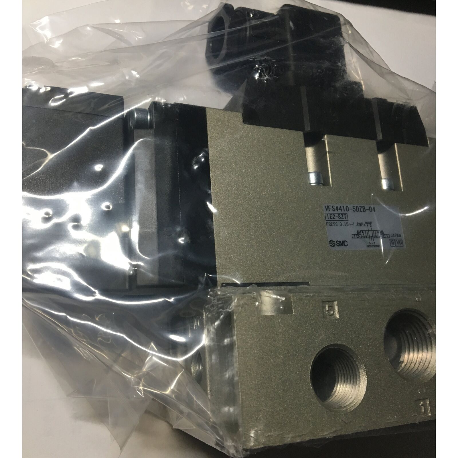 1PC SMC VFS4410-5DZB-04 Metal Sealed Solenoid Valve - SMC