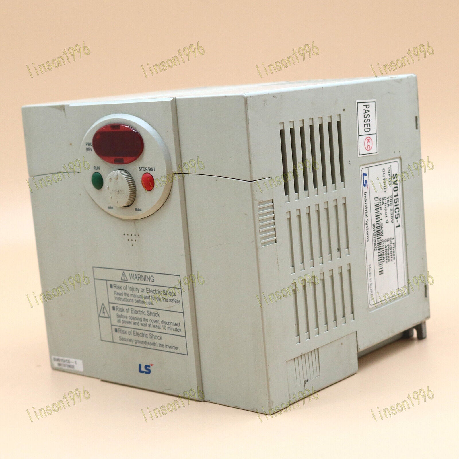 used One  LS SV015iC5-1 220V 1.5KW Inverter LS