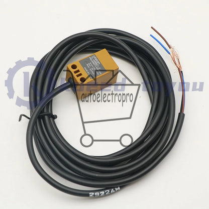 1pcs OMRON TL-Q5MC1-Z PLC Proximity Sensor 5MM NPN 10-30VDC