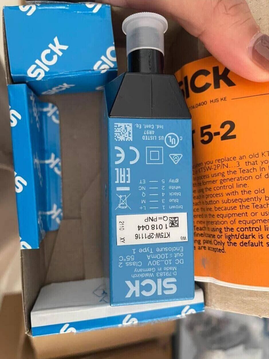1PCS SICK KT5W-2P1116 KT5W2P1116 SNESOR IN BOX