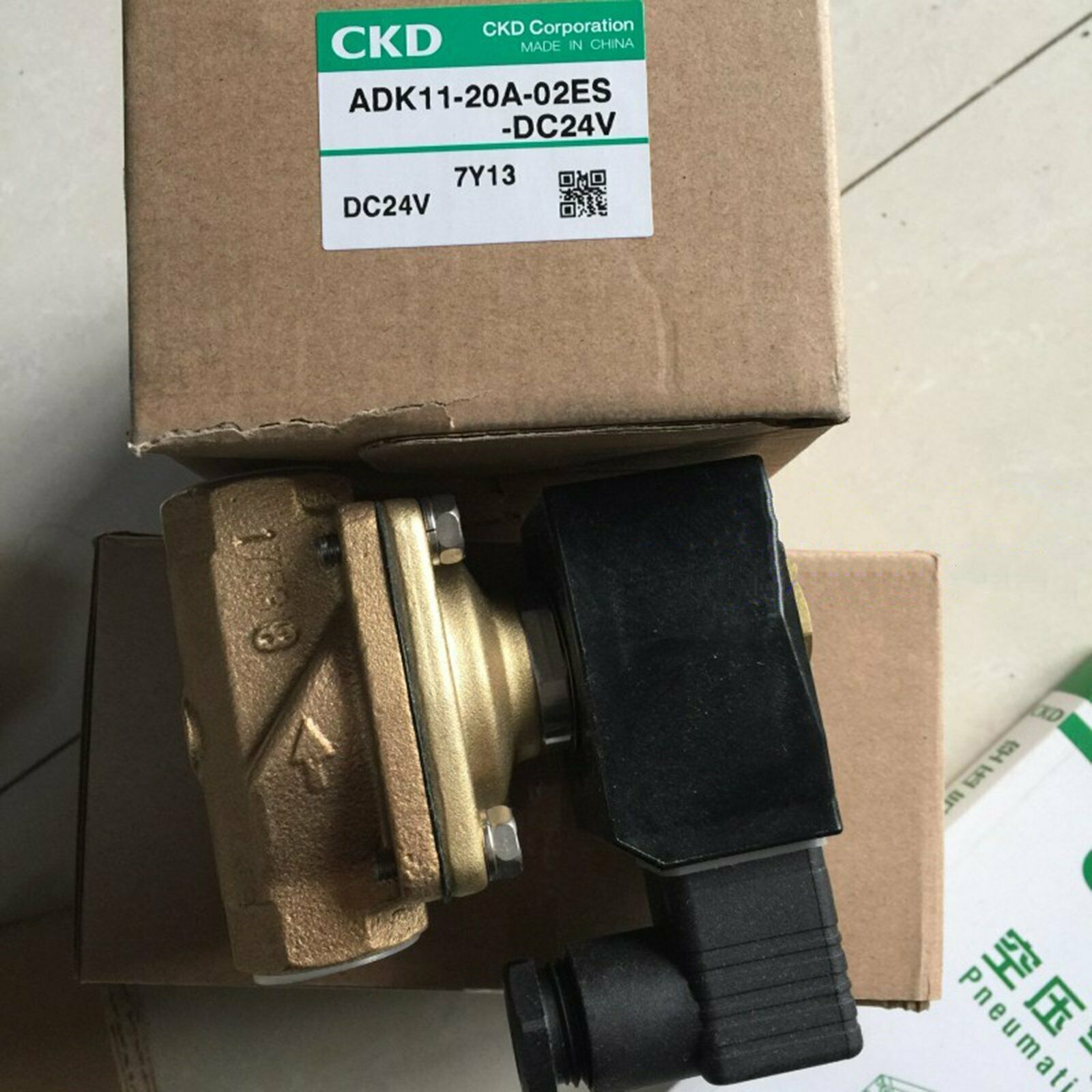 new 1PC  CKD ADK11-20A-02ES-DC24V solenoid valve