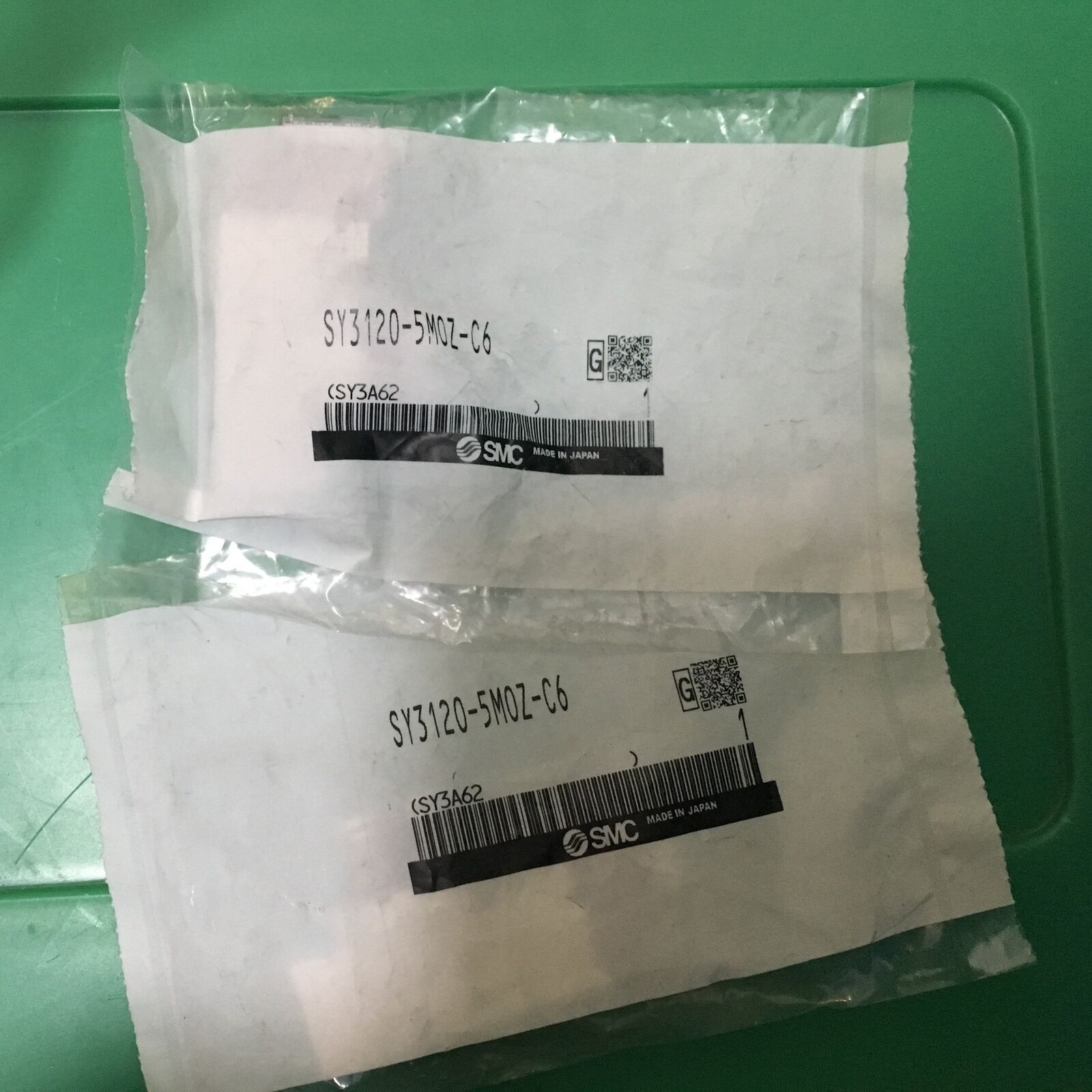 1PC SMC SY3120-5MOZ-C6 Solenoid Valve - SMC