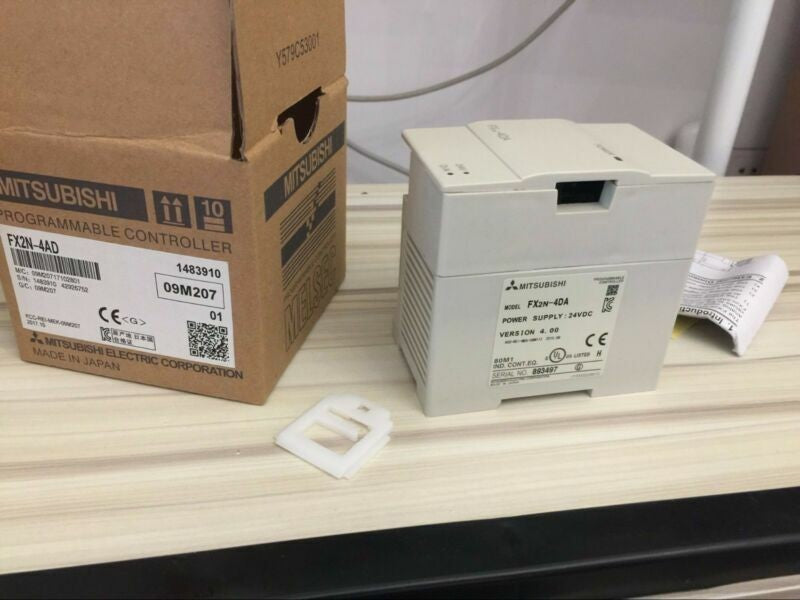 1PCS Mitsubishi programmable controller FX2N-4AD FX2N4AD In Box -  *TT