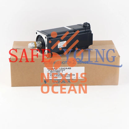 1PCS YASKAWA SERVO MOTOR SGMAS-12A2A4B