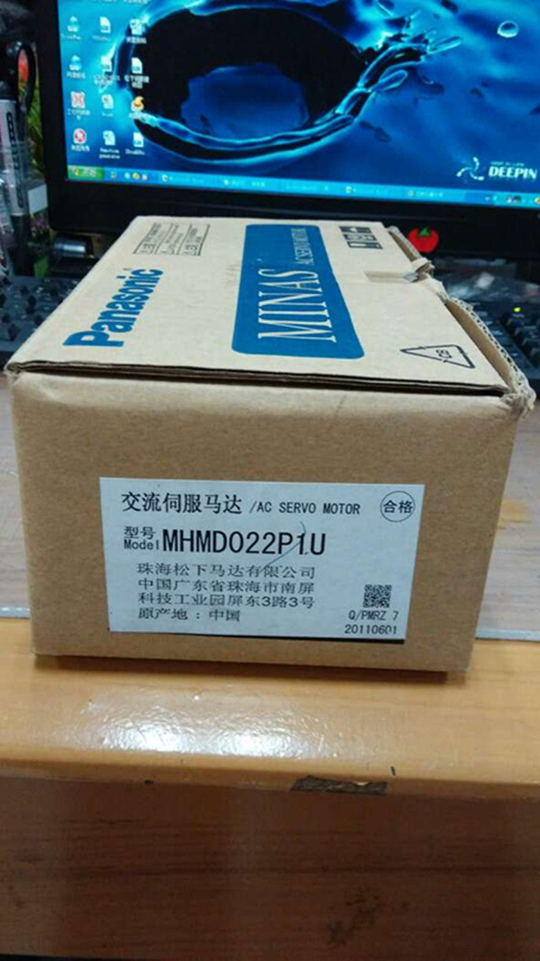 1PC PANASONIC AC SERVO MOTOR MHMD022G1U