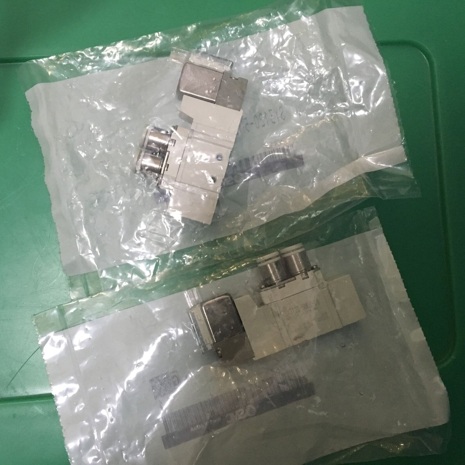 1PC SMC SY3120-5MOZ-C6 Solenoid Valve - SMC