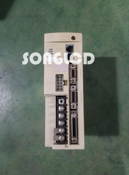 1 Piece CA10-M10D Connector for Versatile Applications - E-COMMERCE SEO OPTIMIZATION TOOL
