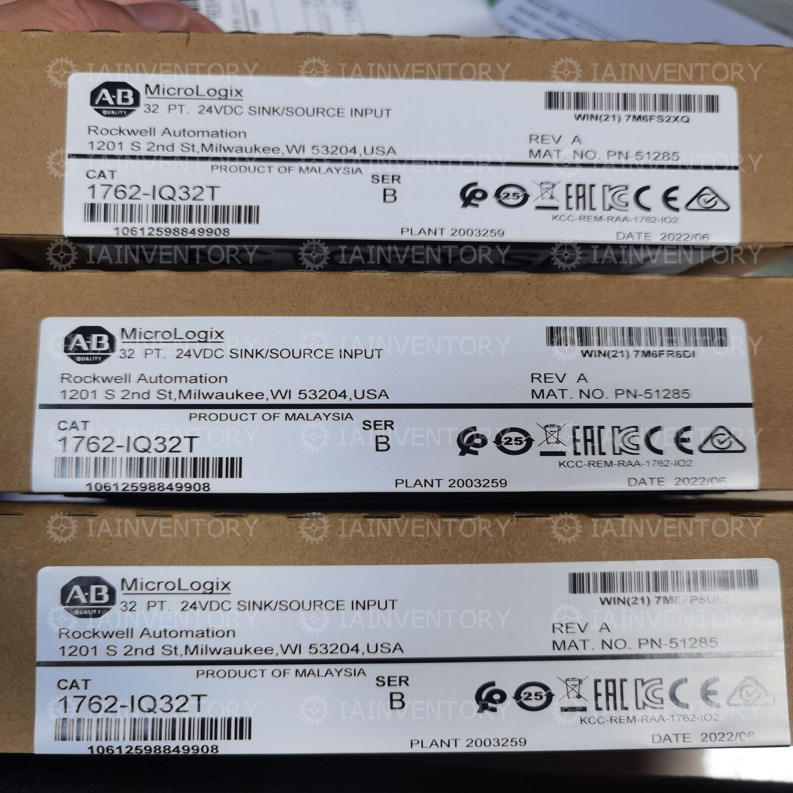 1PC 1762-IQ32T New in Box Allen-Bradley Module Ship - A. ALLEN-BRADLEY