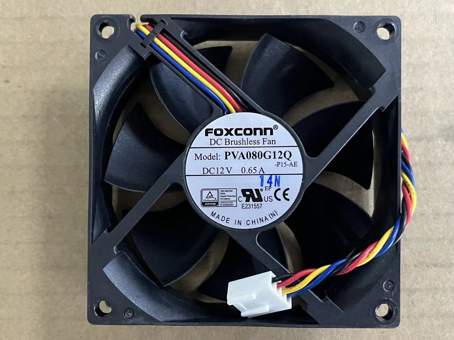new FOXCONN PVA080G12Q Fan 80*80*25mm 12V 0.65A 4Pin