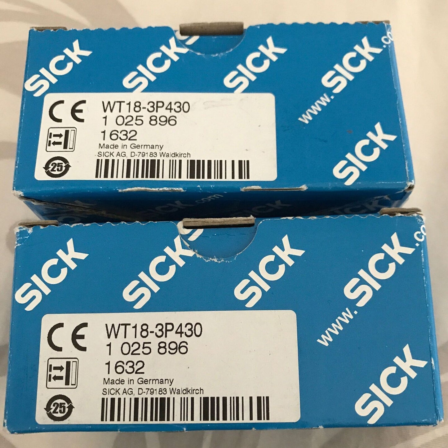 SICK PHOTO ELECTRIC SENSOR WT18-3P430 - SICK