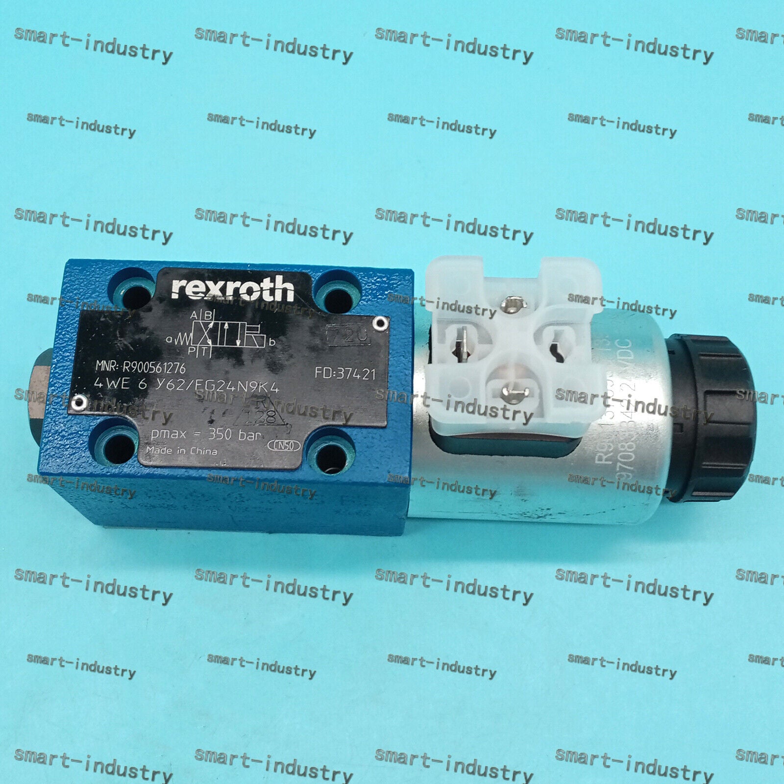 new 1PC  REXROTH R900561276 4WE6Y62/EG24N9K4 In Box ship