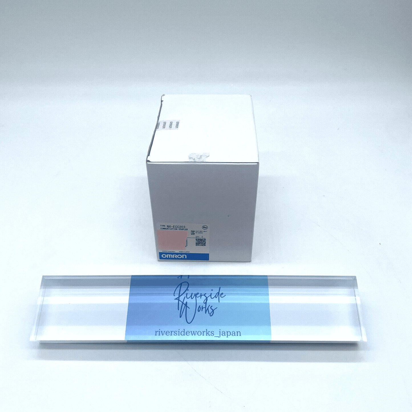 new OMRON NX-ECC203 NXECC203 connector unit 1 year