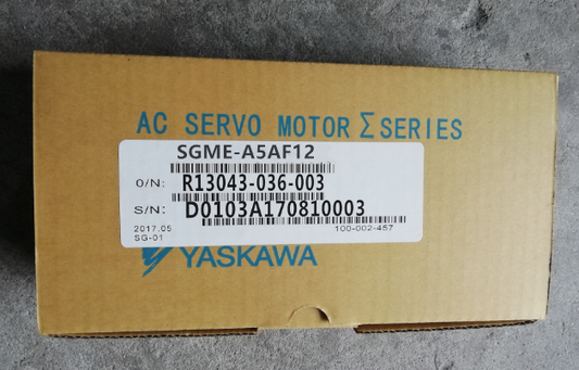 1PC   YASKAWA SERVO MOTOR SGME-A5AF12