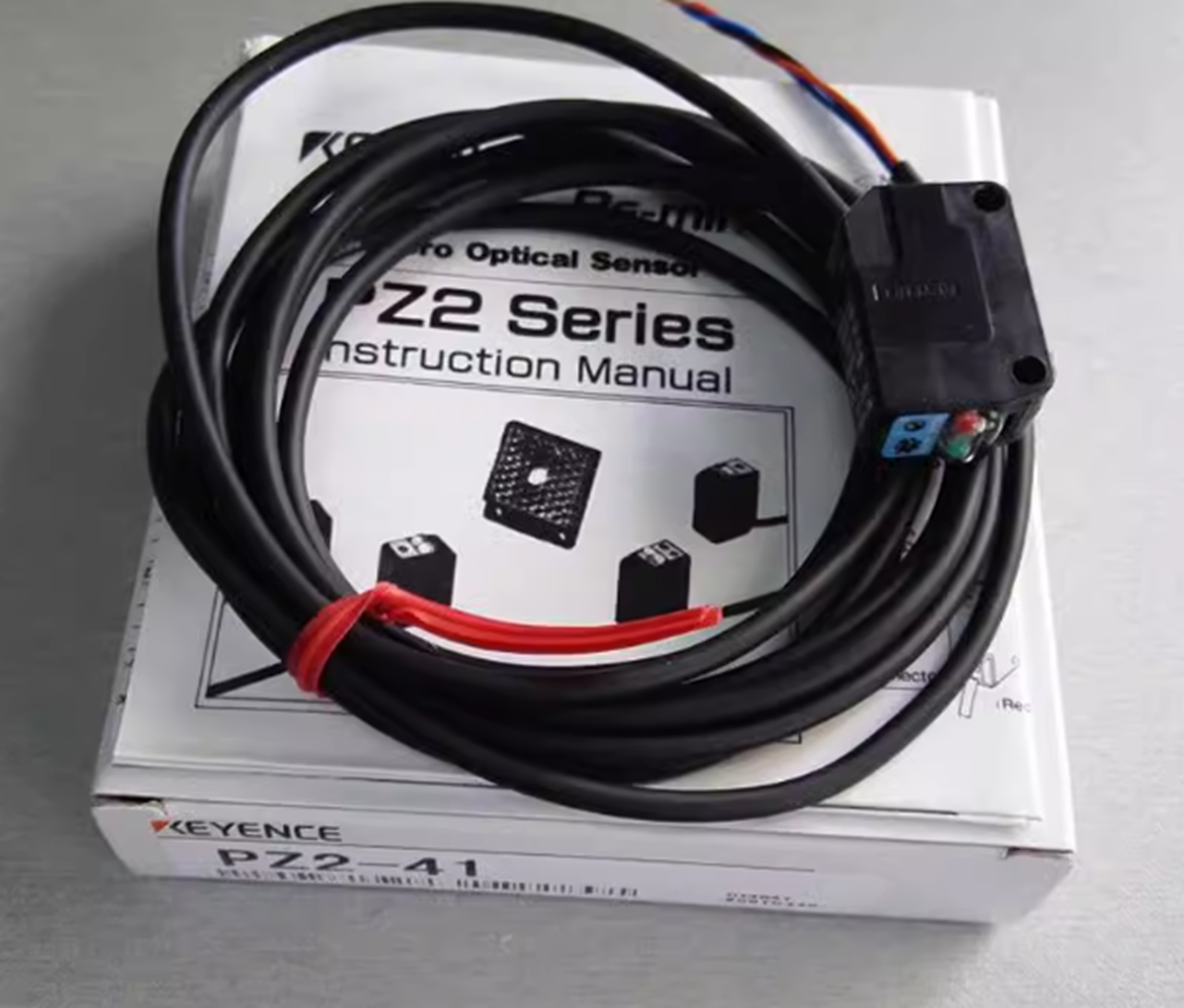 KEYENCE Reflective Photoelectric Sensor Cable PZ2-41 - KEYENCE