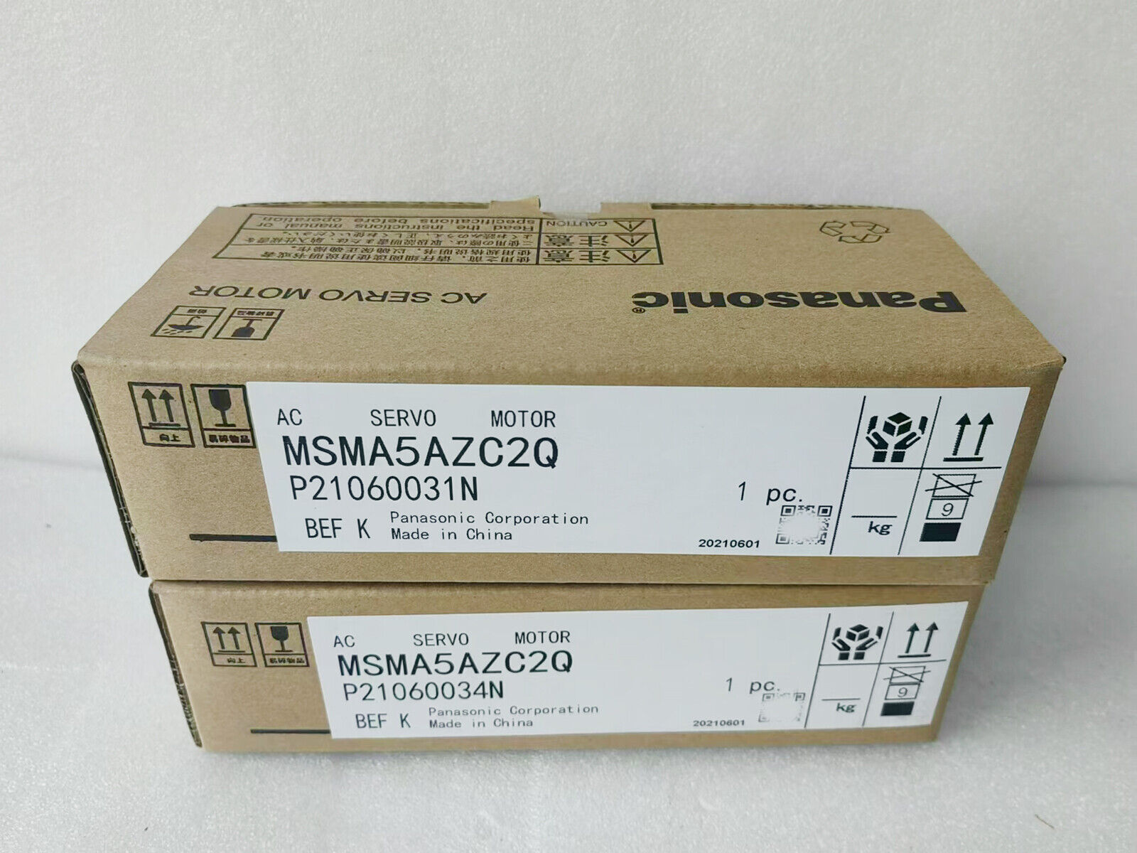 new 1PCS  In Box Panasonic AC Servo Motor MSMA5AZC2Q