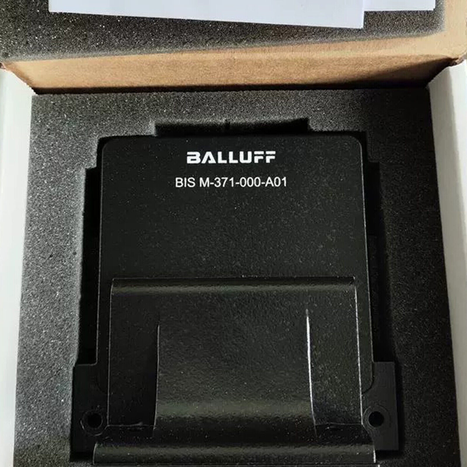 new 1pcs  balluff Photoelectric sensor BIS M-371-000-A01 SHIP