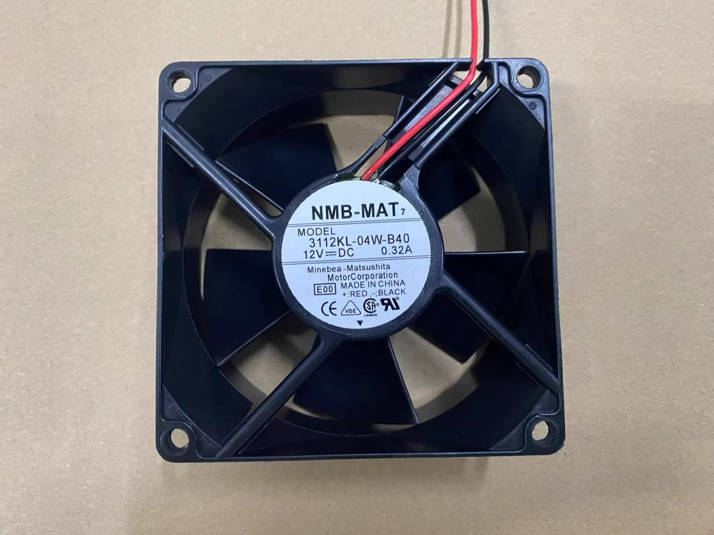 NMB 3112KL-04W-B40 8032 12V 0.32A 2-Wire Server Cooling Fan