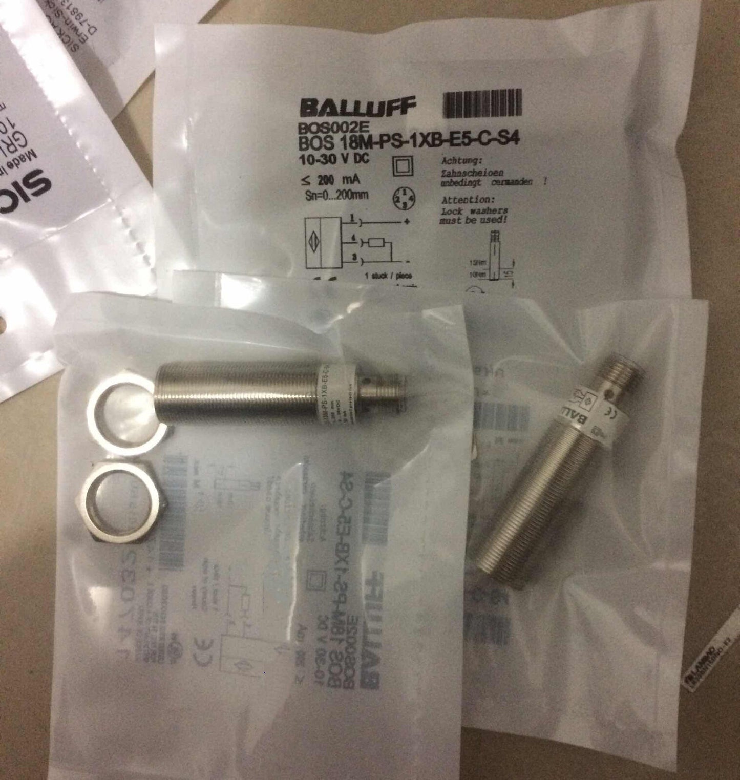 1PC BALLUFF Proximity Switch BOS 18M-PS-1XB-E5-C-S4 - BALLUFF