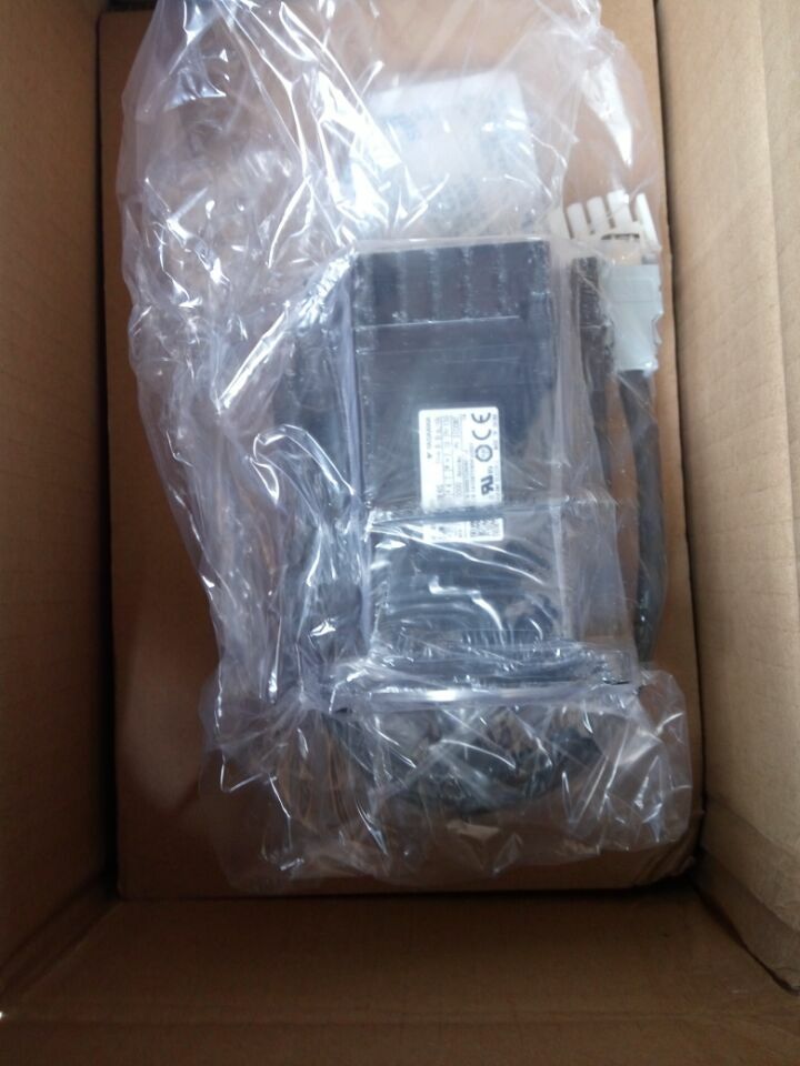 1PC YASKAWA AC SERVO MOTOR SGMJV-08ADC6E