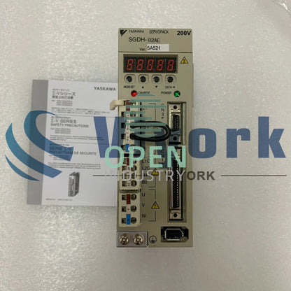 1PCS Yaskawa SGDH-02AE SERVO DRIVE AC INPUT 1 PHASE 3.4 AMP 230V