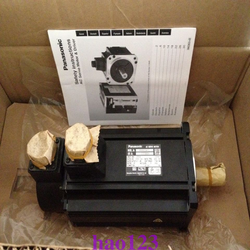 new MSME302GCHM Panasonic servo motor in box By or - PANASONIC