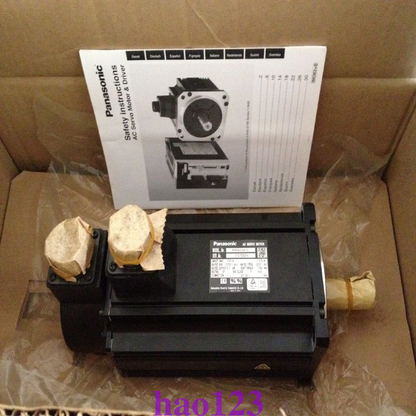 new MSME302GCHM Panasonic servo motor in box By or - PANASONIC