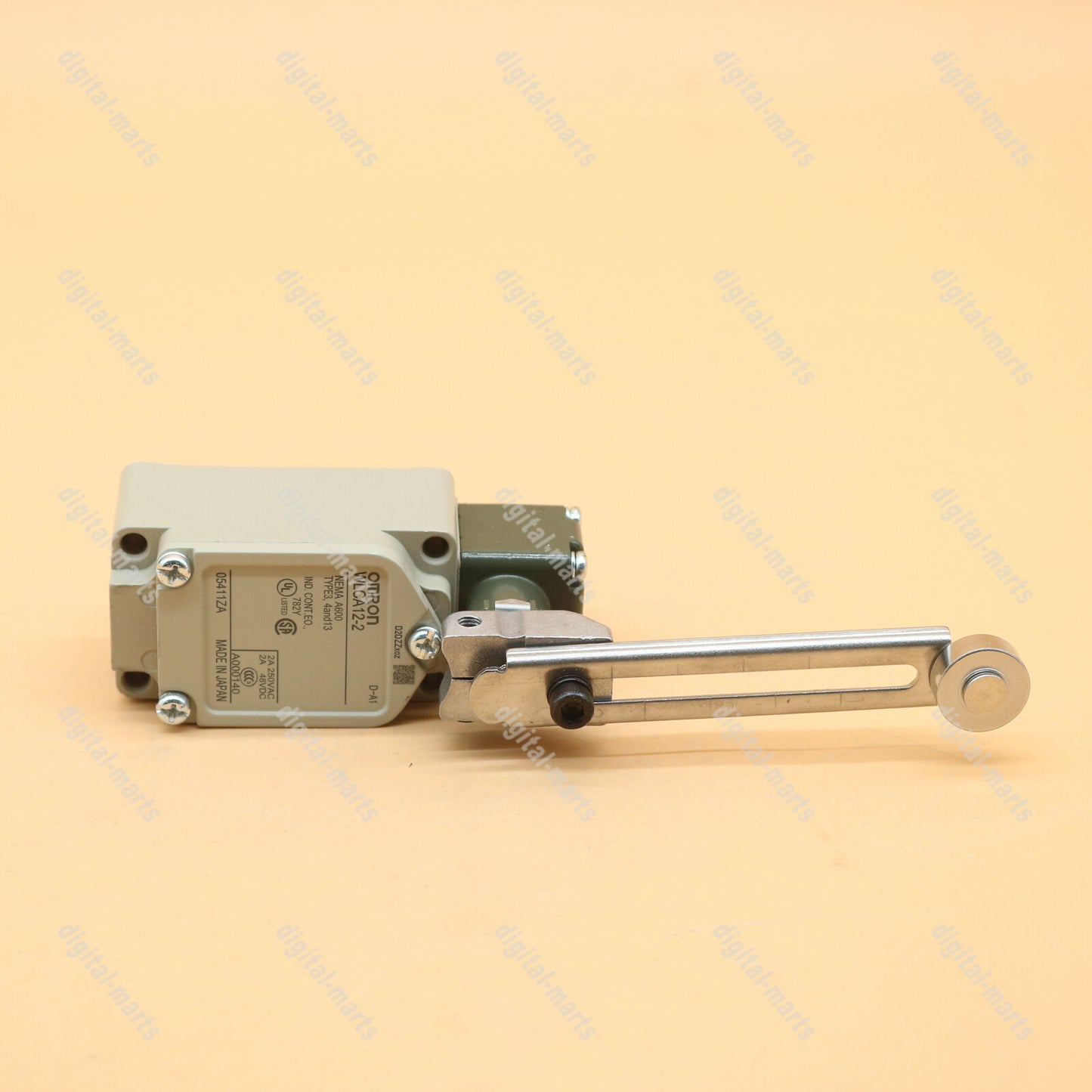 new 1PC omron In Box Limit Switch WLCA12-2 WLCA122 1 year