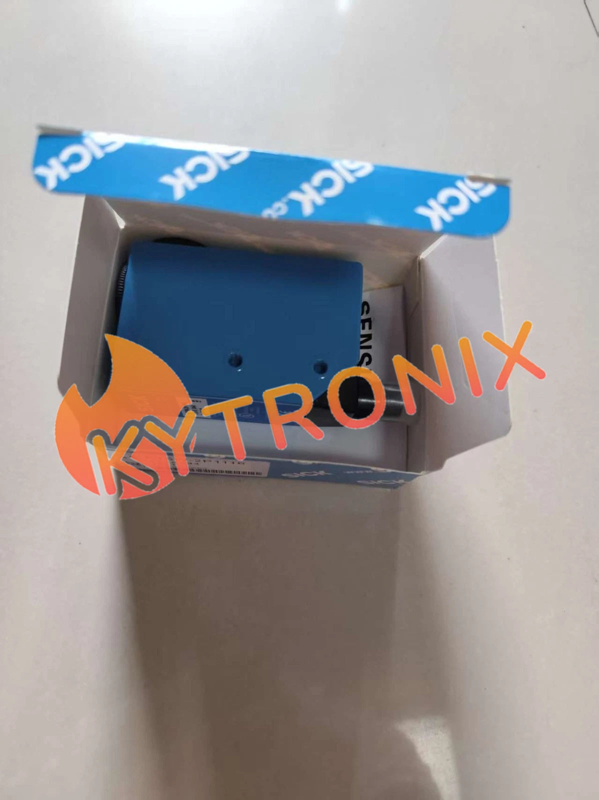 1 pcs SICK KT5W-2P1116 1018044 Photoelectric Sensor PNP