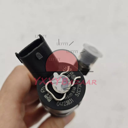 0445110558 Fuel Injector 04123831 Fits For Bosch Deutz KHD TCD3.6 L4 Engine