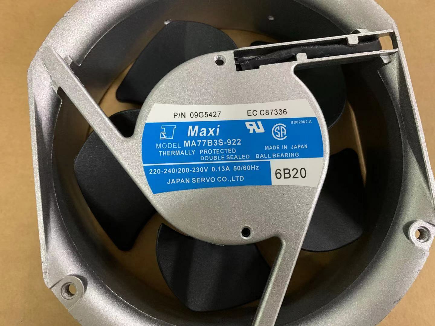 new 1pcs Maxi MA77B3S-922 220-240V 0.13A 17250 17cm AC cabinet fan - MAXI