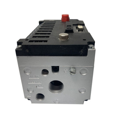 FESTO CPV14-GE-DIO1-8 SOLenoid VALVE 165811 - FESTO