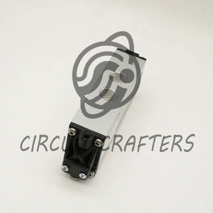 1PC AVENTICS 5711000300 solenoid valve