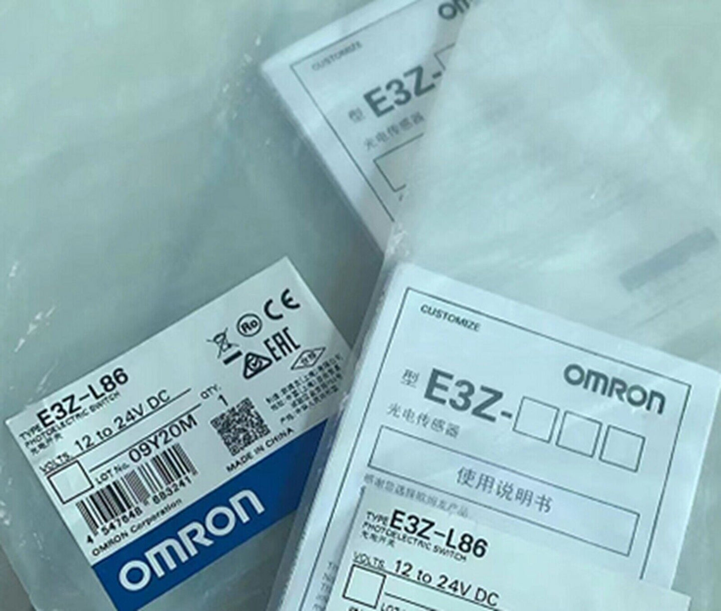 OMRON E3Z-L86 Photoelectric Switch | High Performance Light Detection | Reliable Switching Circuitry - OMRON