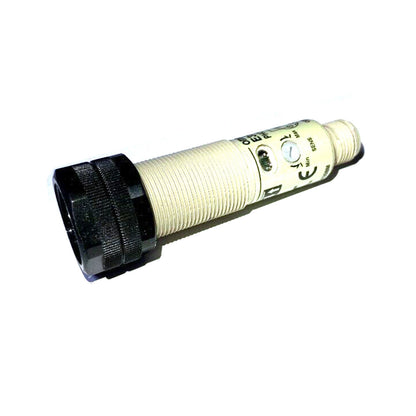 OMRON E3F2-R4B4-P1 Photoelectric Switch Sensor 12-24VDC - OMRON