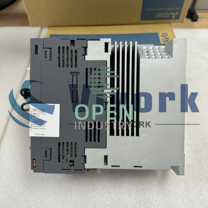 1PCS Mitsubishi MR-J4-100A SERVO AMPLIFIER