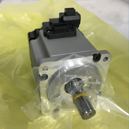 Omron Servo Motor R88M-K20030T-S2-Z Fast Ship - OMRON