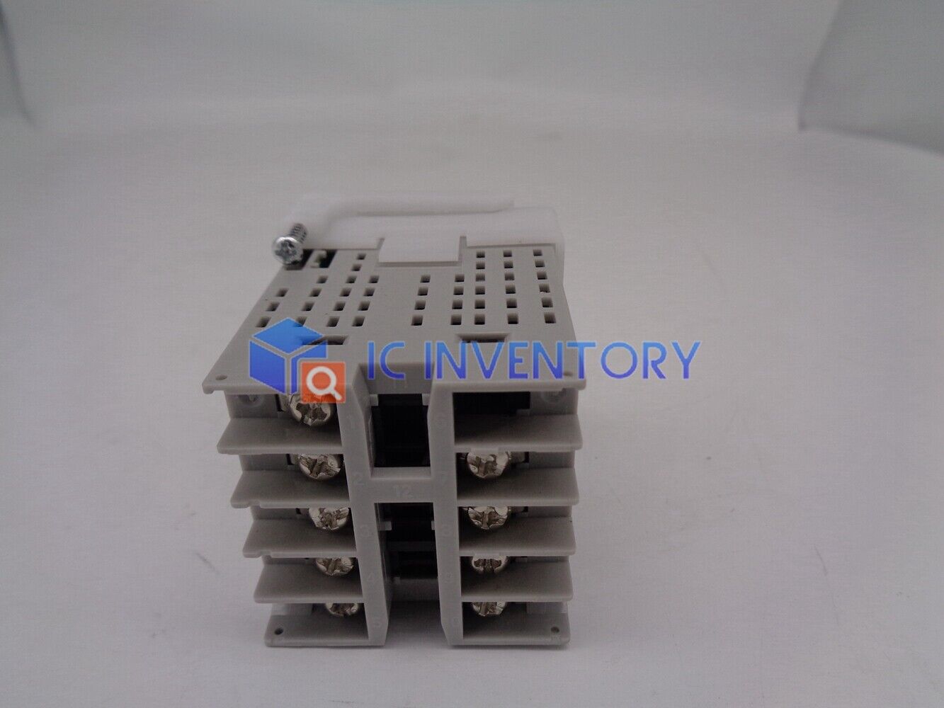 new 1PCS Omron Temperature Controller E5CWL-R1TC 100-240VAC In Box - OMRON