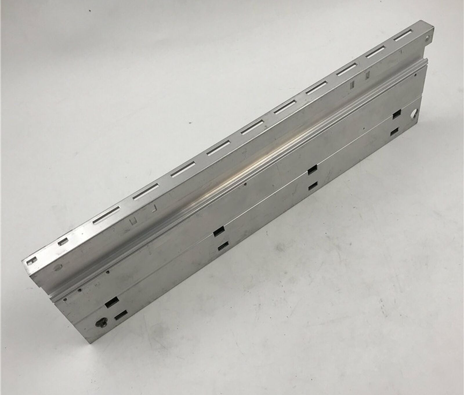 Mitsubishi Melsec-Q Series Slot Base Unit Q68B Tested In Good Condition - MITSUBISHI