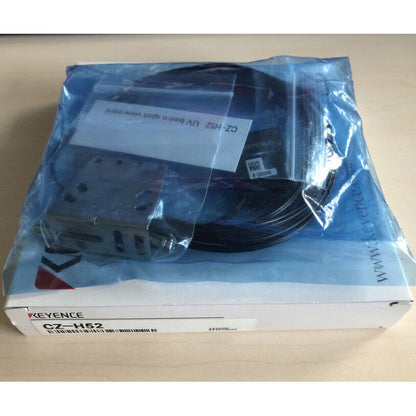 KEYENCE Digital Fiber Sensor CZ-H52 - KEYENCE